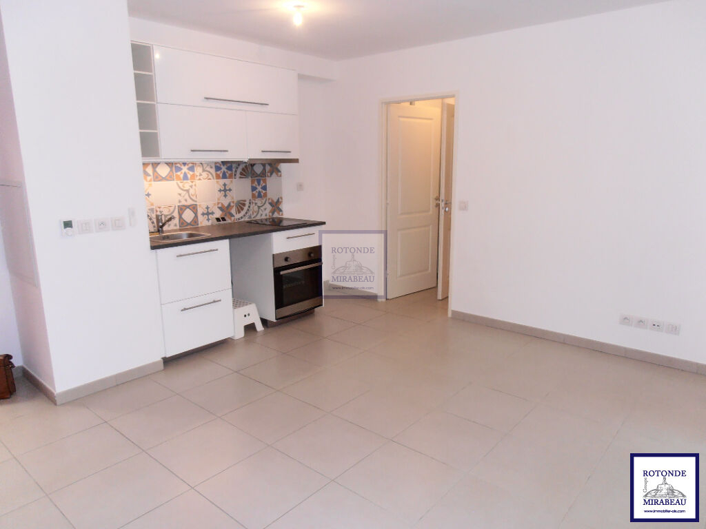 Location Appartement AIX EN PROVENCE 1 salles de bain