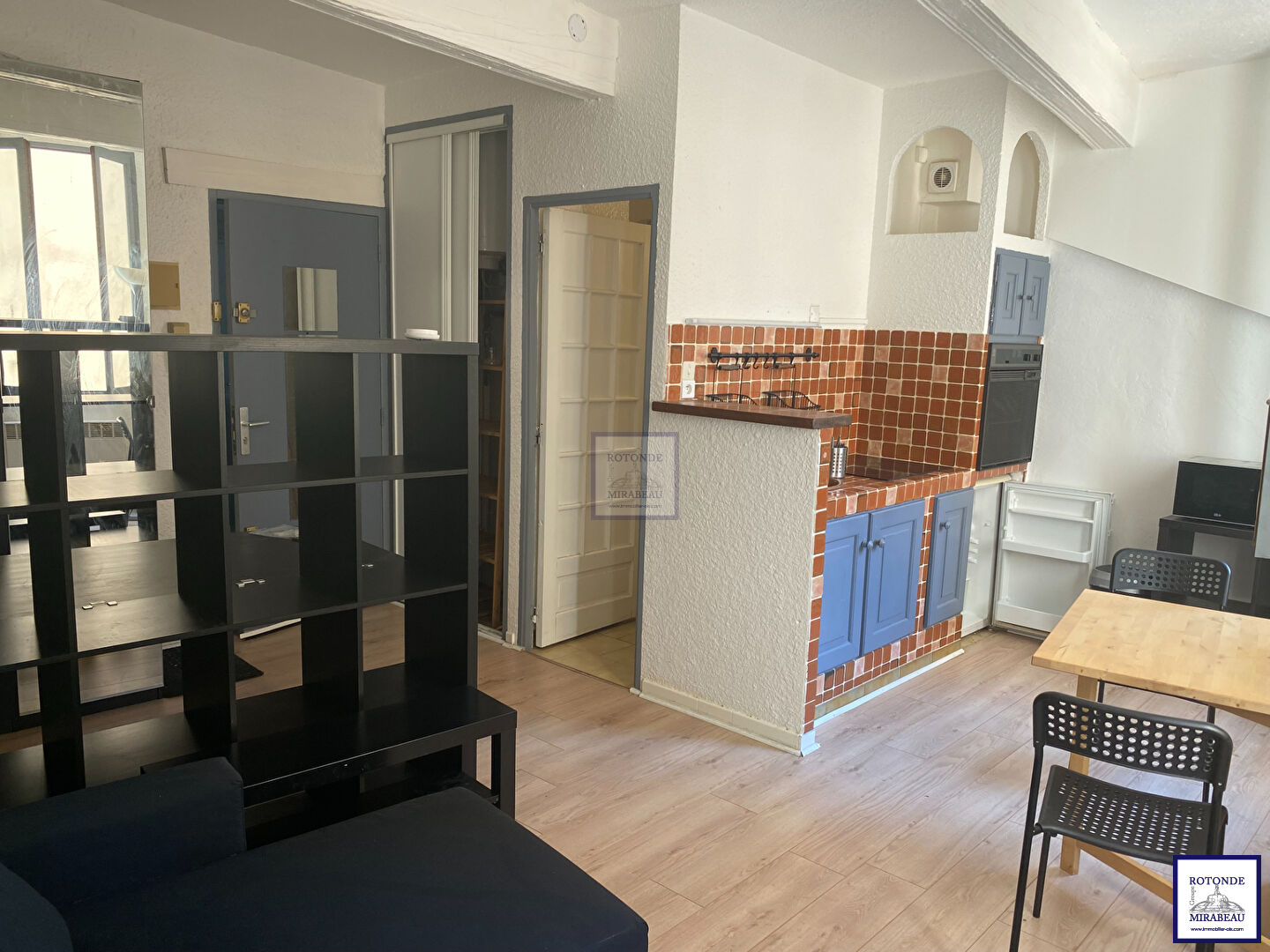 Location Appartement AIX EN PROVENCE séjour de 19.12 m²