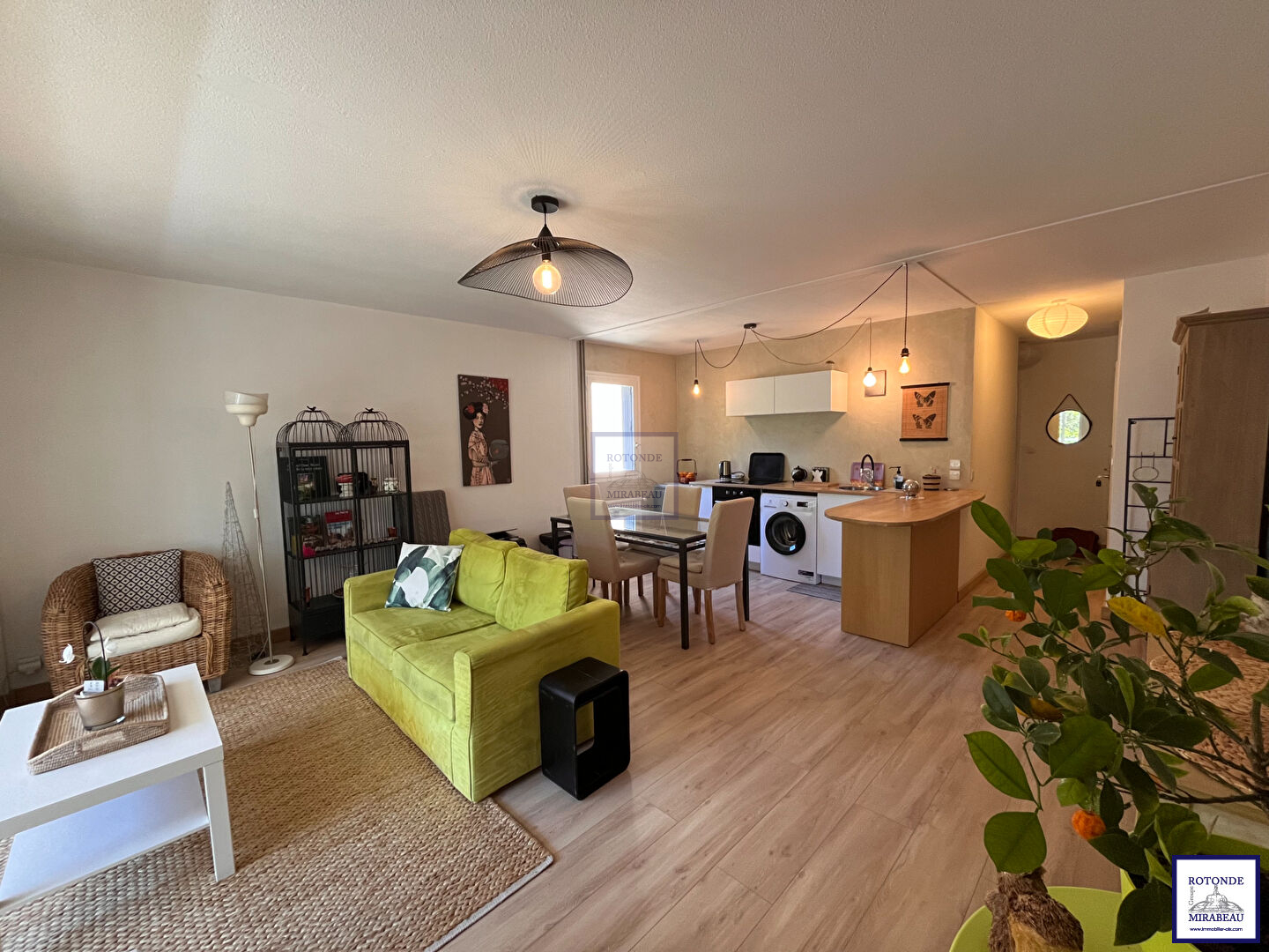 Vente Appartement AIX EN PROVENCE séjour de 28.04 m²