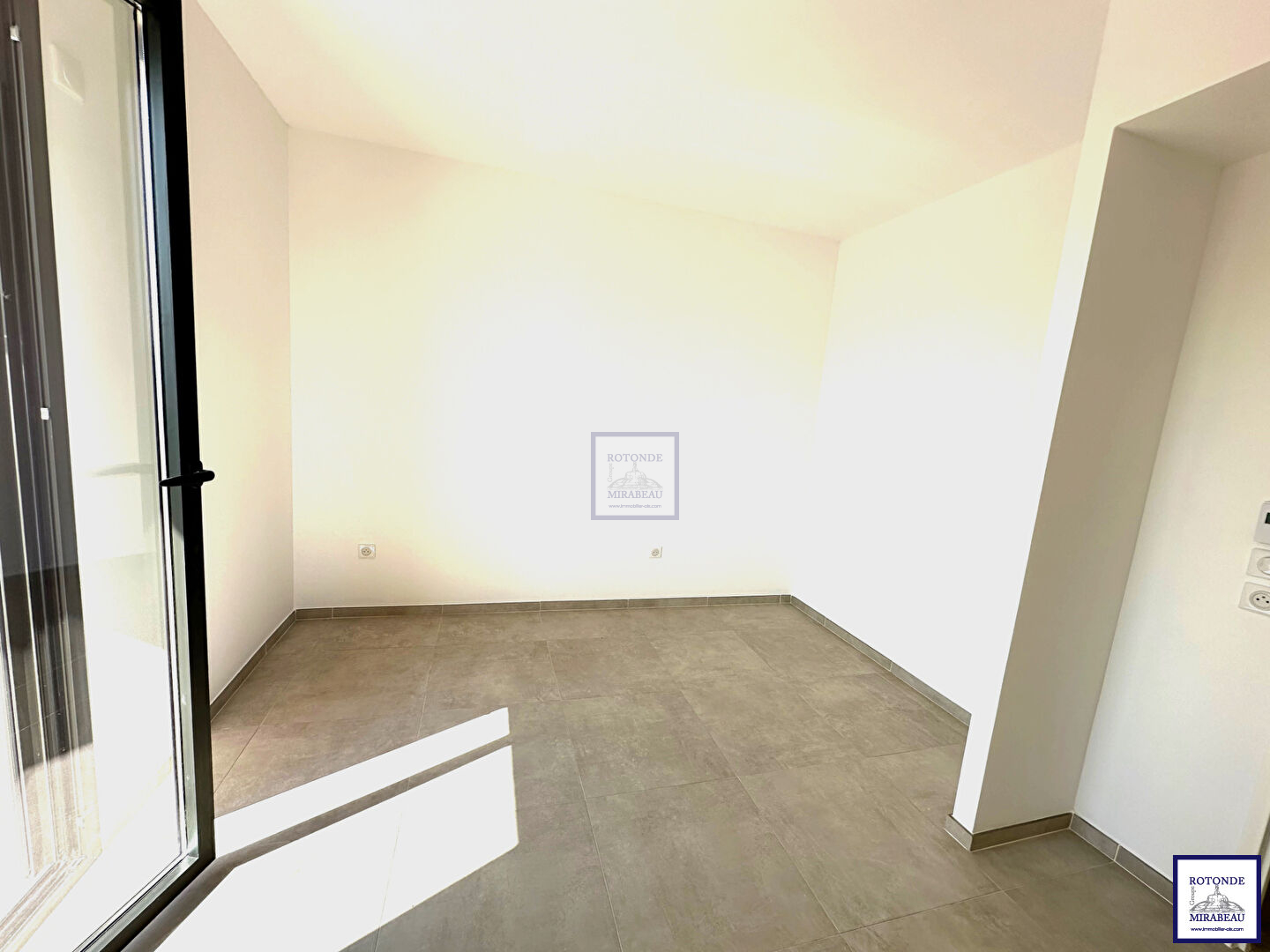 Vente Appartement AIX EN PROVENCE séjour de 28 m²